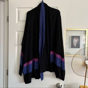 Sejour woman’s poncho 